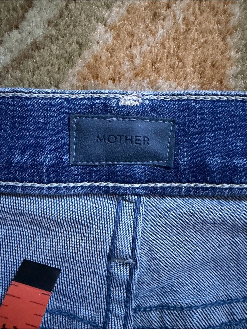 MOTHER The Mid Rise Dazzler Jeans size 28 - Picture 4 of 10